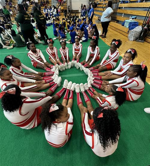 cheerleaders in a circle